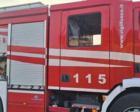 Busto Garolfo: una mansarda prende fuoco