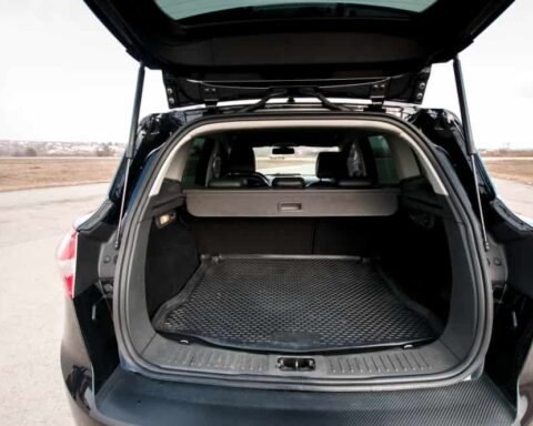 Inveruno: Acquista un'auto usata da un privato