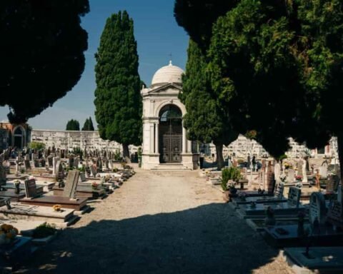 Il Cimitero più sicuro e pulito si trova a Inveruno