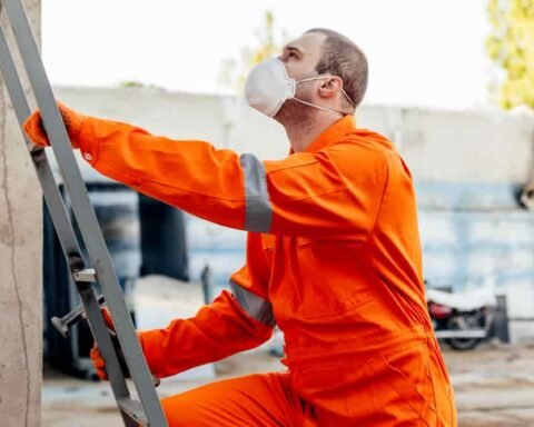 Trovato amianto vecchie scuole di Inveruno