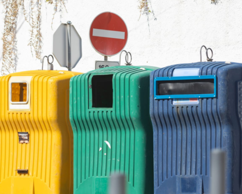 Inveruno, cresce la protesta dei cittadini: “La TARI è aumentata troppo e il servizio non migliora”